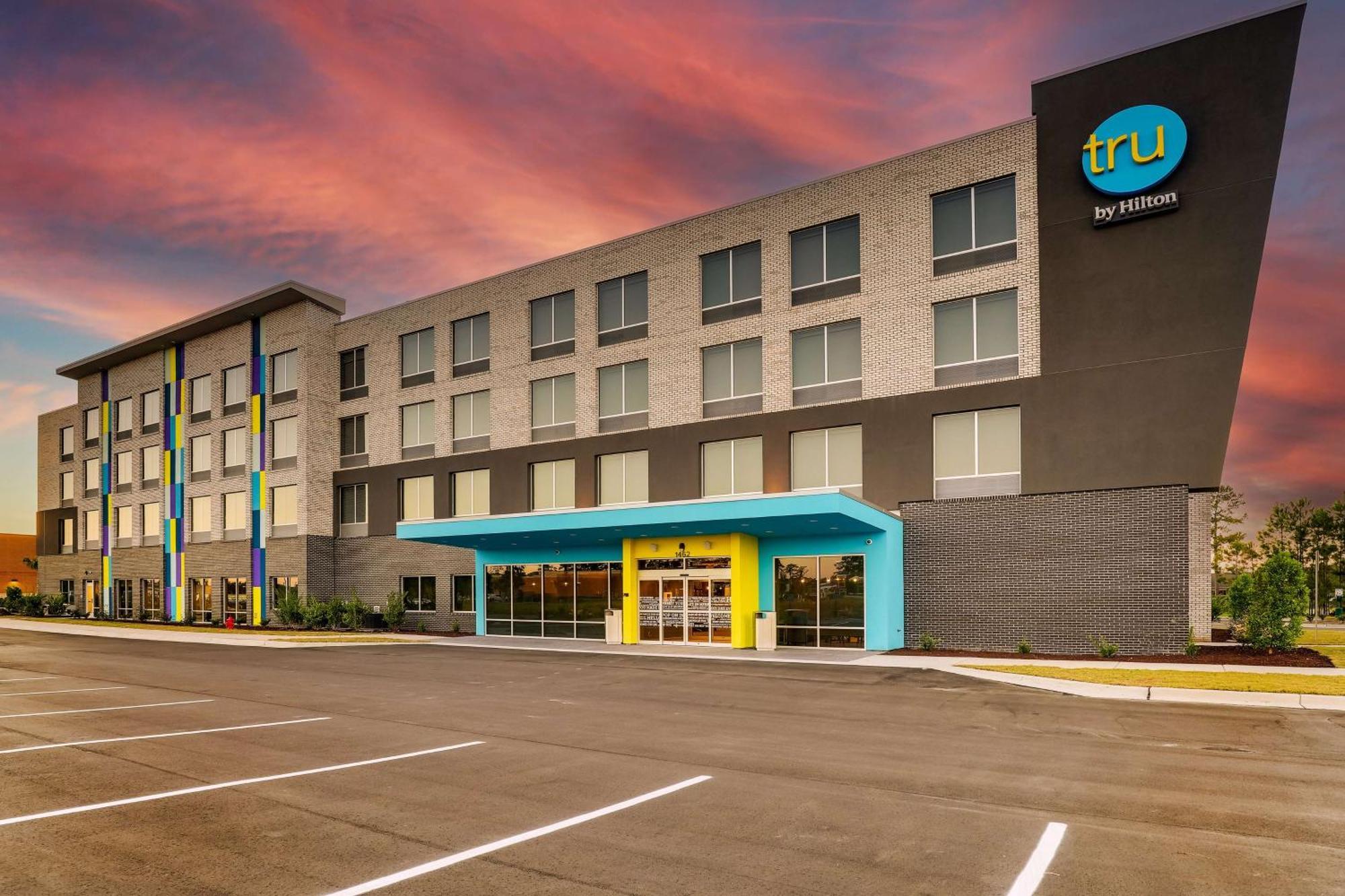 Tru By Hilton Leland Wilmington Hotel Exterior foto